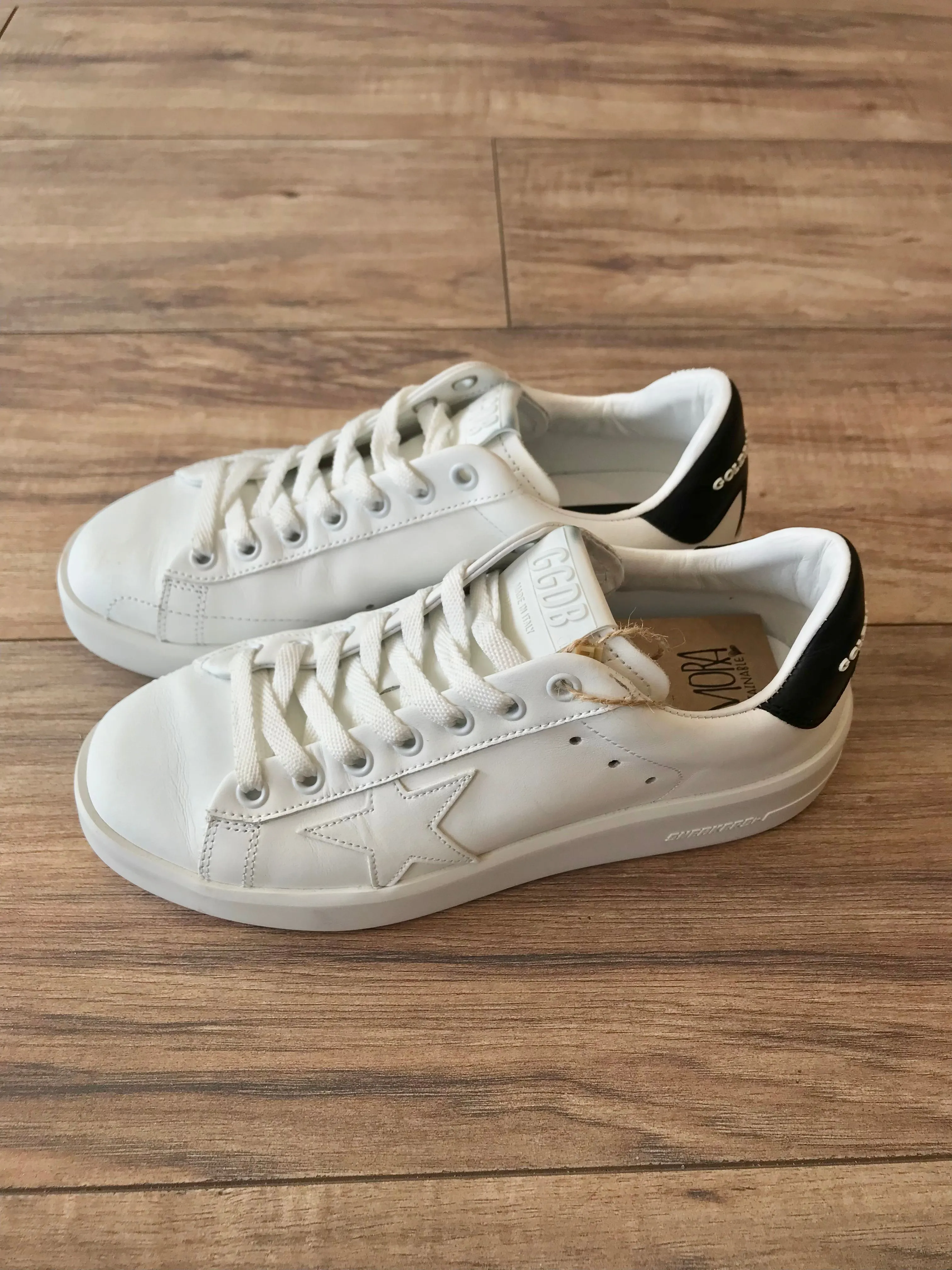 Pre-Loved Golden Goose Sneakers